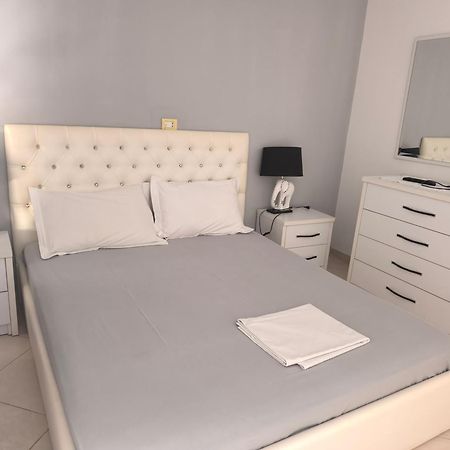 Marinela Apartment Saranda Zewnętrze zdjęcie